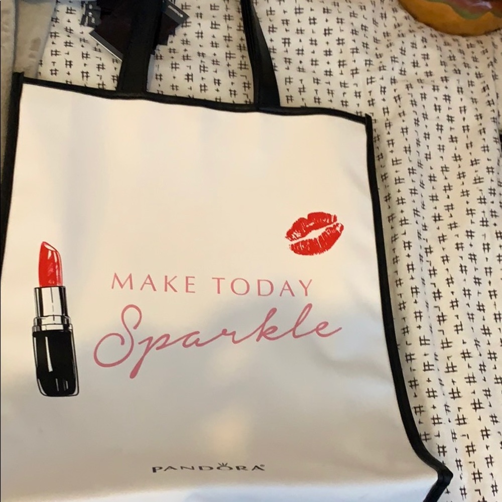 Pandora tote bag